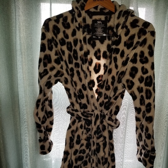 JUSTICE Leopard Robe with Ears - Picture 2 of 3